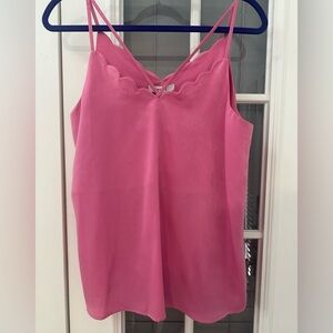 NWT, RO & DE Pink Scalloped Women's Top, Large